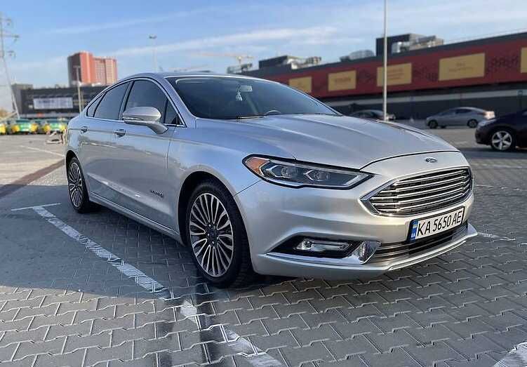 Продаю Ford Fusion Titanium HEV (гібрид) 2017