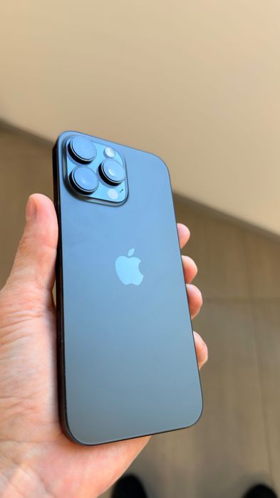 Apple iPhone 16 Pro Max (256 GB) - Titânio Black  Excelente estado, sem riscos ou marcas,  308 ciclos 91% capacidade total