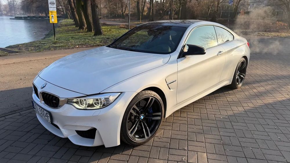 BMW M4 BMW M4 f82 dkg