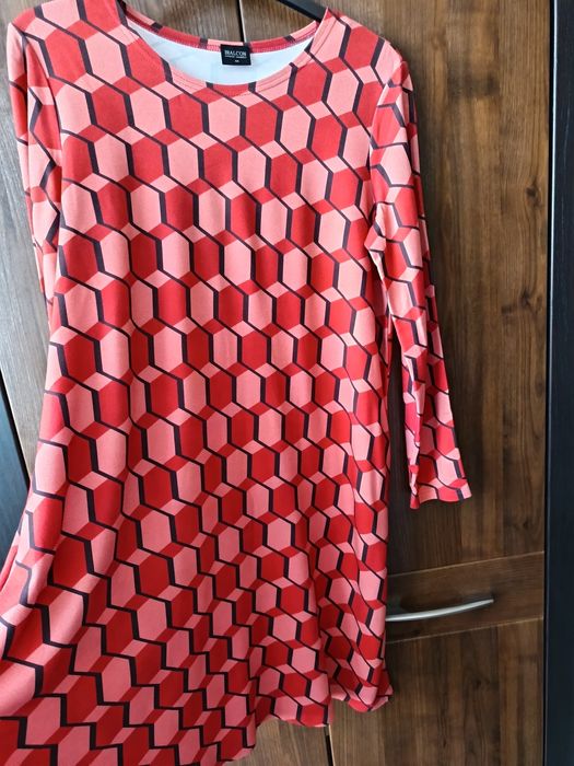 Sukienka sportowa Bialcon