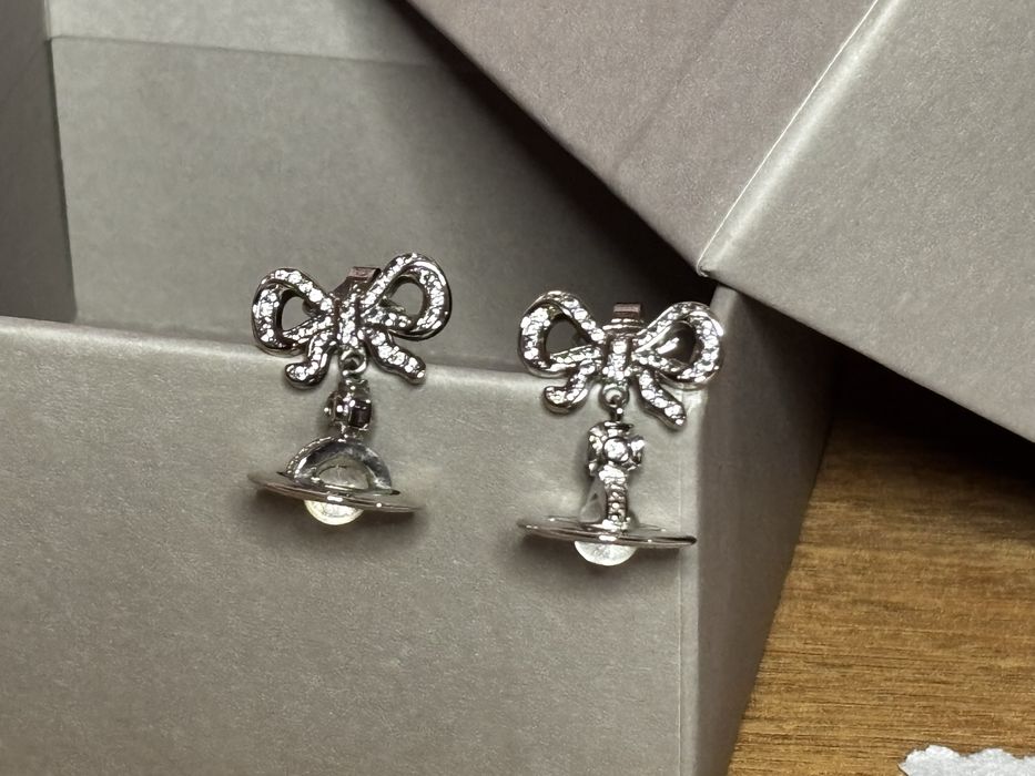 Vivienne Westwood Octavie kolczyki srebrne