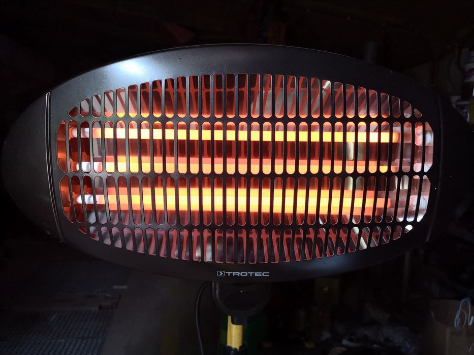 Lampa na podczerwień infrared na taras balkon do ogrodu
