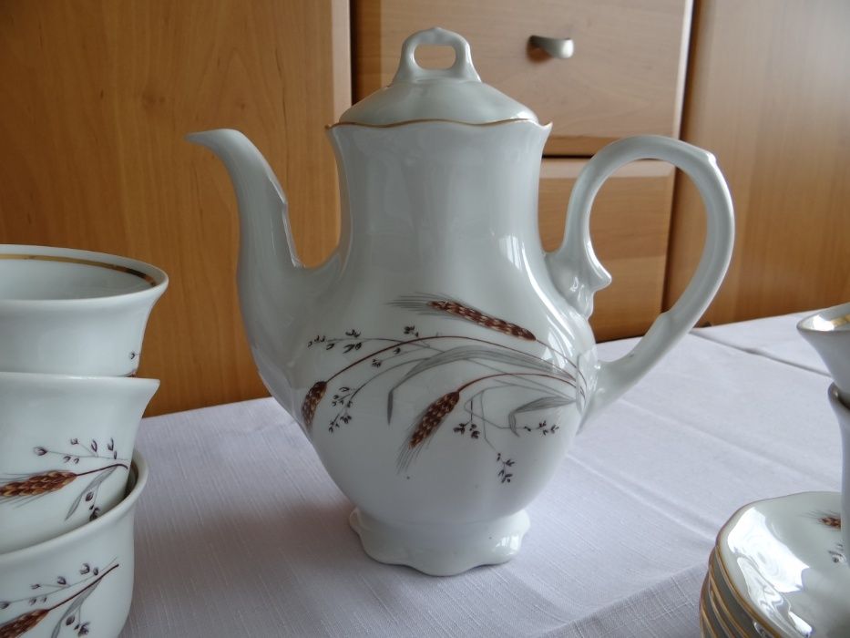 ~700,- NieużywanA PorcelanA KAROLINA DzbaneK + 12 FiliżaneK + ...