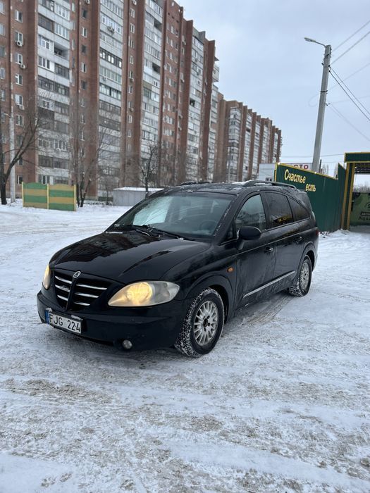 Ssangyong rodius 2.7 дизель автомат