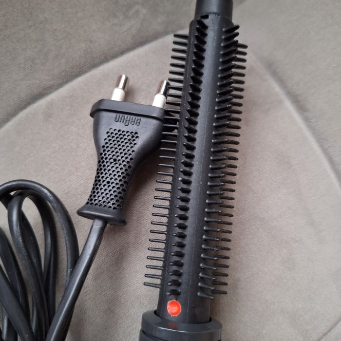 Плойка щітка Braun LS 34