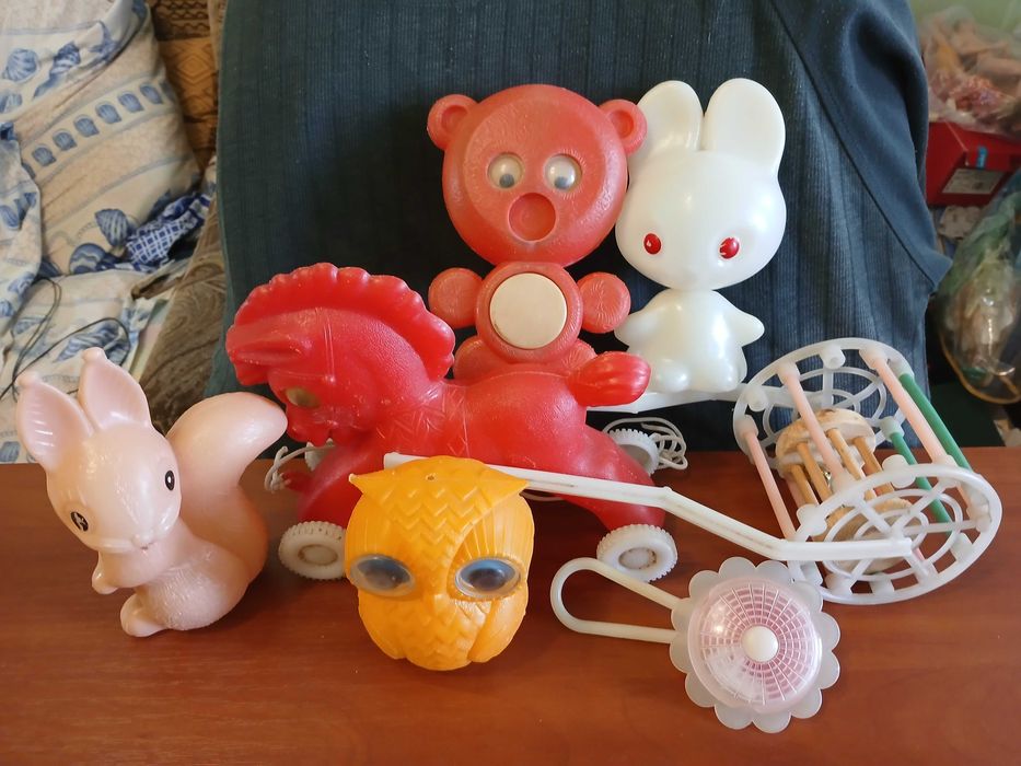 игрушки пластмассовые  ссср