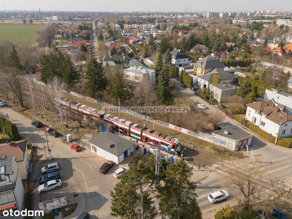 Michałowice | 975 m² | Idealna pod usługi