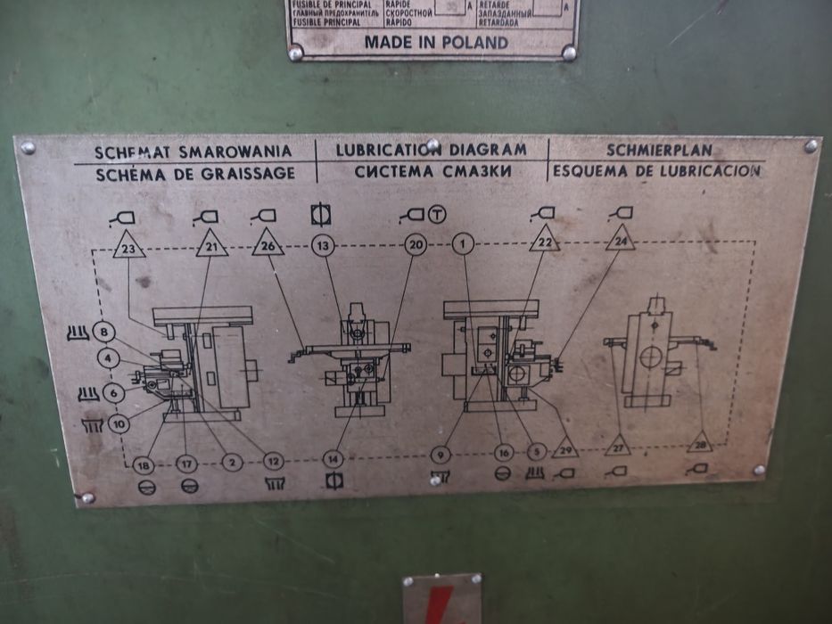 Продам верстат фрезерний