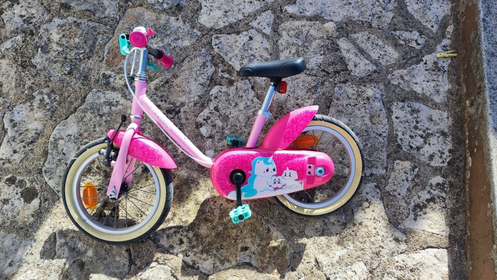 Bicicleta infantil rosa – unicórnio  Muito bom estado | Oportunidade!