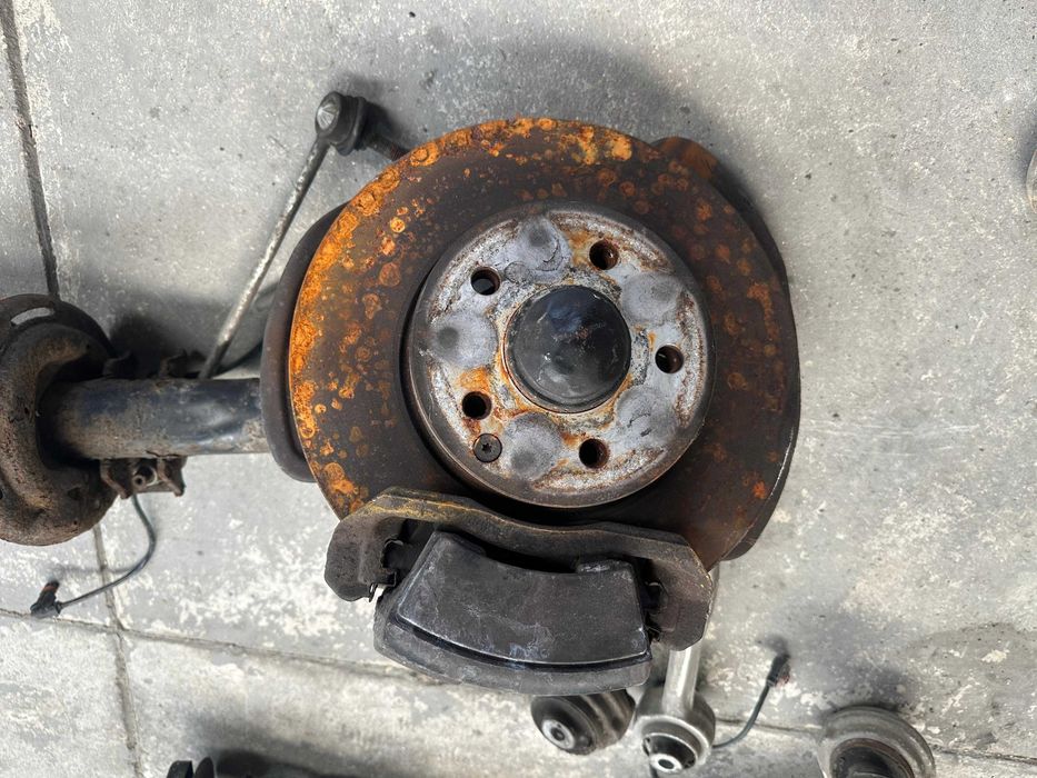 Manga Eixo E Suspensão Completa Mercedes-Benz W204 (8200198016)