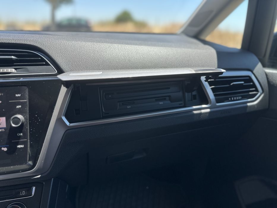 VW Touran 1.6Tdi caixa automatica DSG teto panoramico