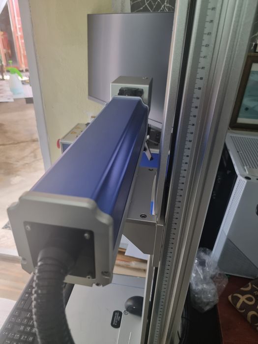 LASER FIBRA 50W como nova.