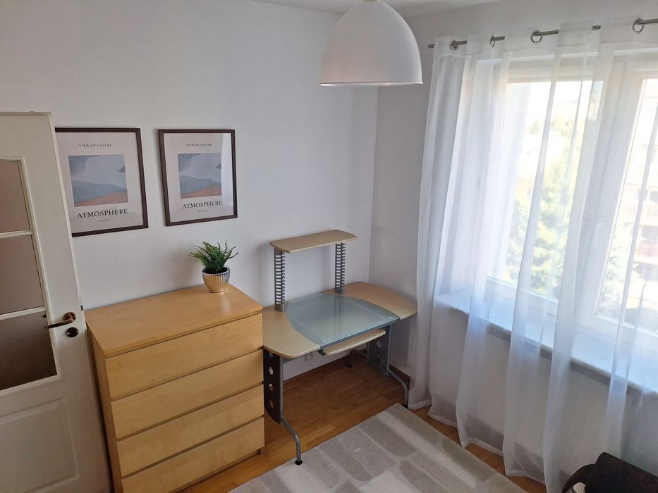 Kabaty , 80 m2, 3 niezalezne pokoje + salon