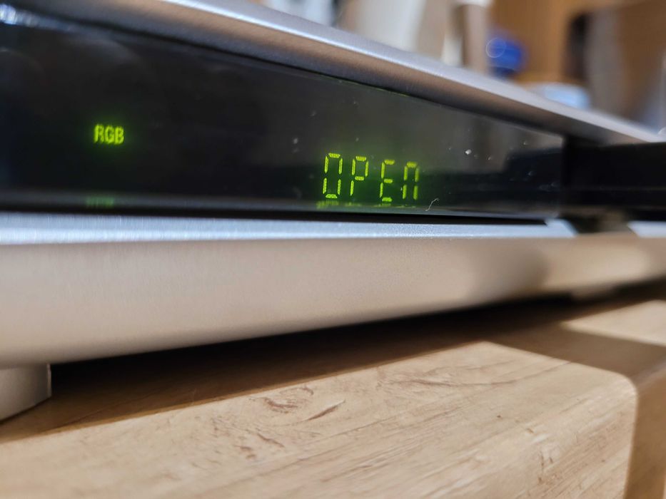 Odtwarzacz DVD Thomson - DTH212E