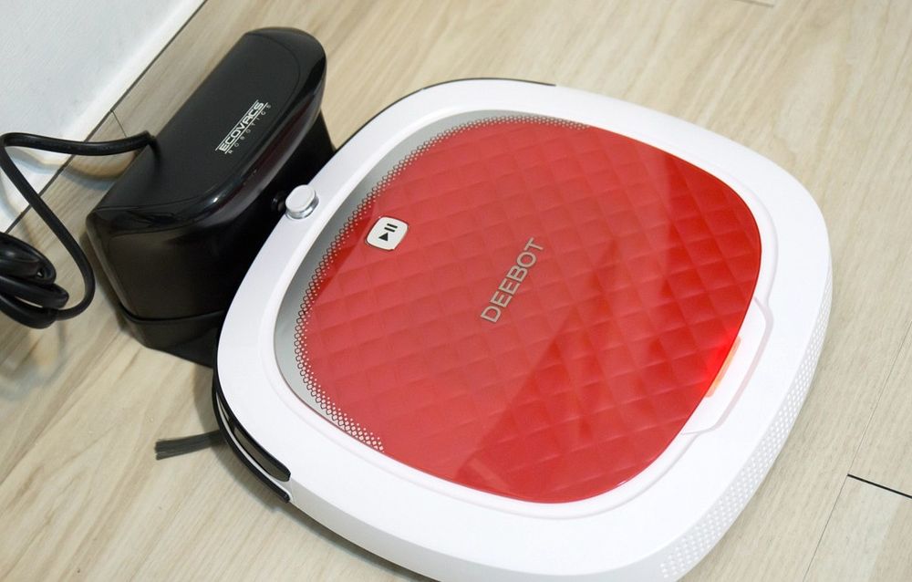 Aspirador robot Deebot Ecovacs D35 em óptimo estado