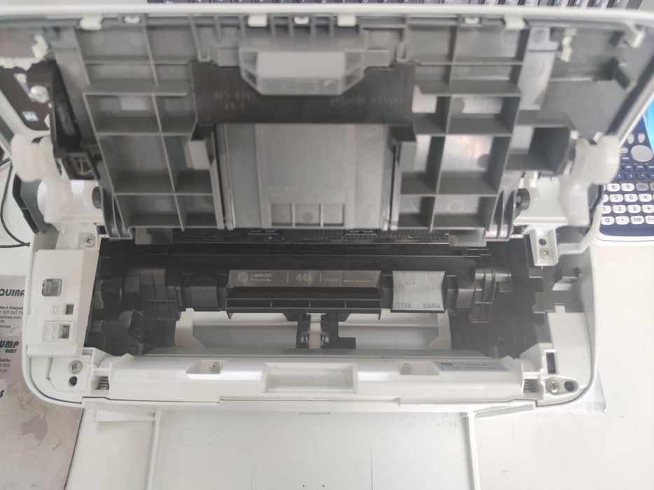 Impressora HP LaserJet Pro M15w com WiFi