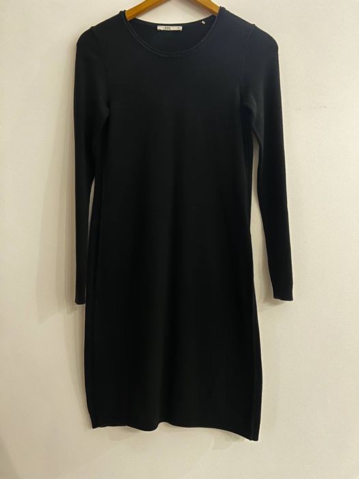 Вʼязана сукня розміру М