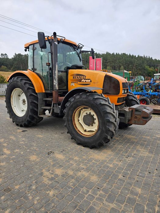 Ciągnik Renault Ares 696 RZ
