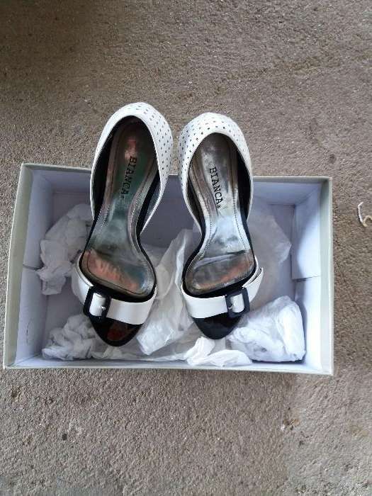 2 pares de sapatos de salto super elegantes-baixa de preço