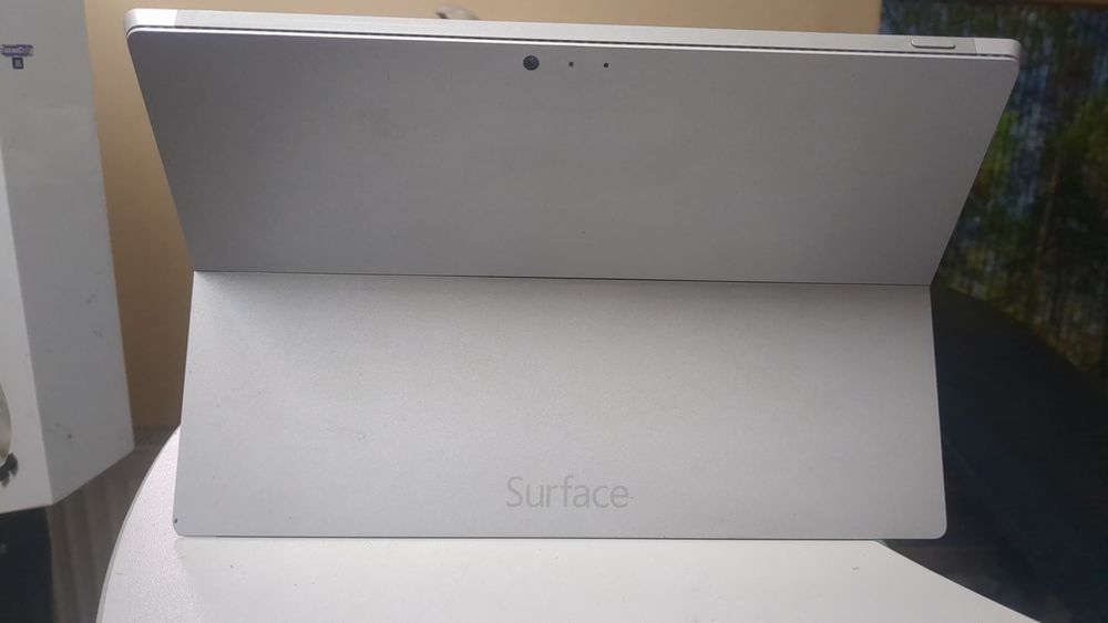 Microsoft Surface Pro 3 i5 4/128 12.3" 3K