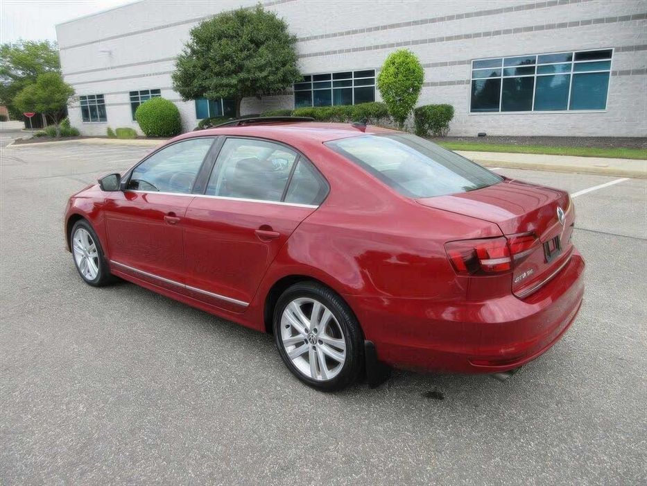 Volkswagen Jetta      2017