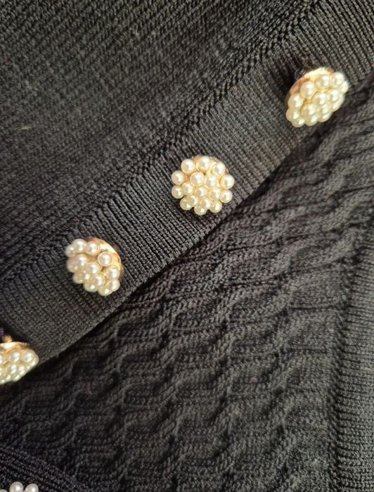Sweter czarny ZARA z perełkami