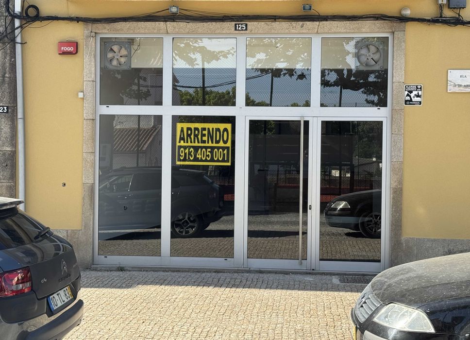 Espaço comercial, no centro de Mangualde