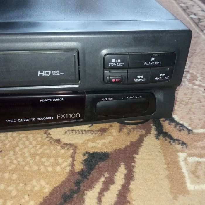 Відеомагнітофон Aiwa