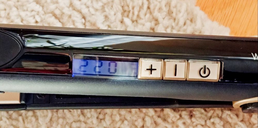 RESERCADO Placa  alisar cabelo REMINGTON PROFISSIONAL S-8102 Wet2Stra