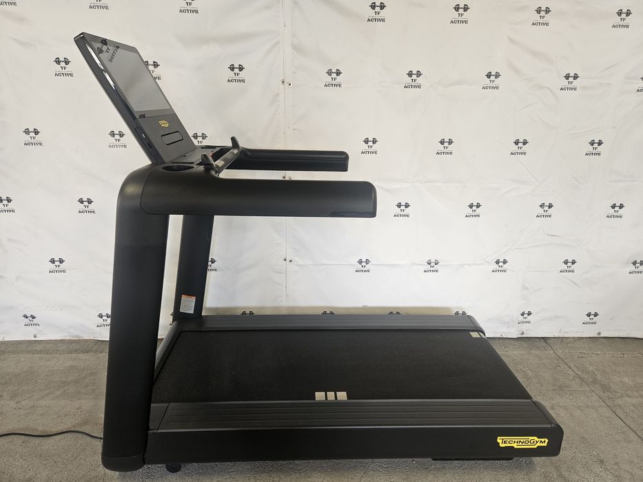 Bieżnia Technogym Run Live