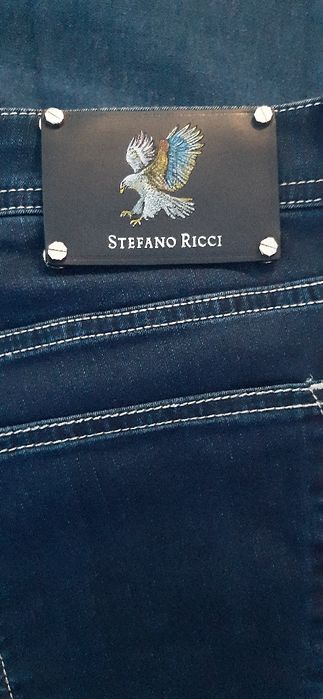 Продам мужские джинсы.