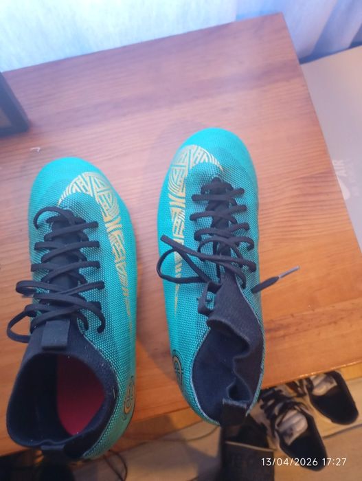 Chuteiras de futebol