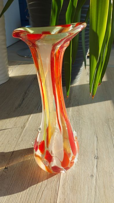 Wazon  z czasów  PRL