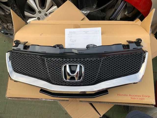 Honda Civic UFO VIII  Atrapa Gril Nowy Oryginał Honda