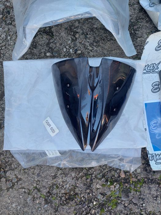 Szyba owiewka Suzuki