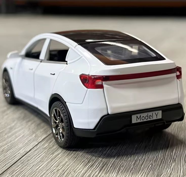 Іграшка дитяча Tesla model Y