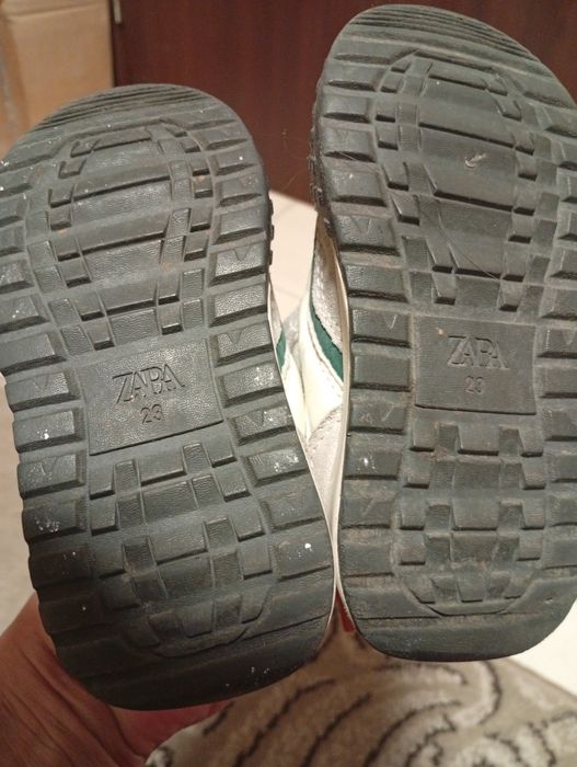 кросівки zara 23 розмір
