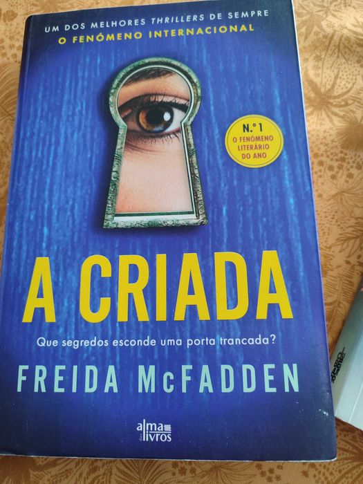 Livros novos 8 euros cada ou 20 euros os 3