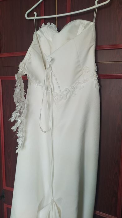 Suknia ślubna klasyczna