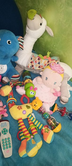 Лот детских игрушек для малышей