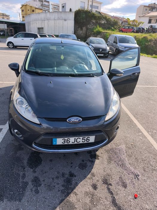 Ford FIESTA 1.4 tdci — photo 2