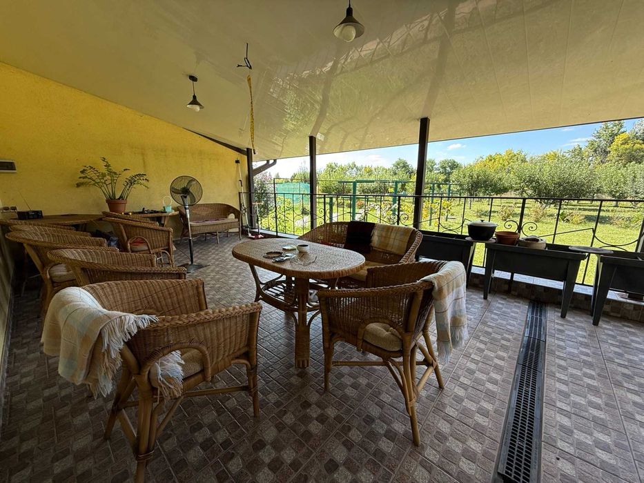 Будинок 203 м2 з євроремонтом. Супер ціна. 25 соток. Сад. Тераса