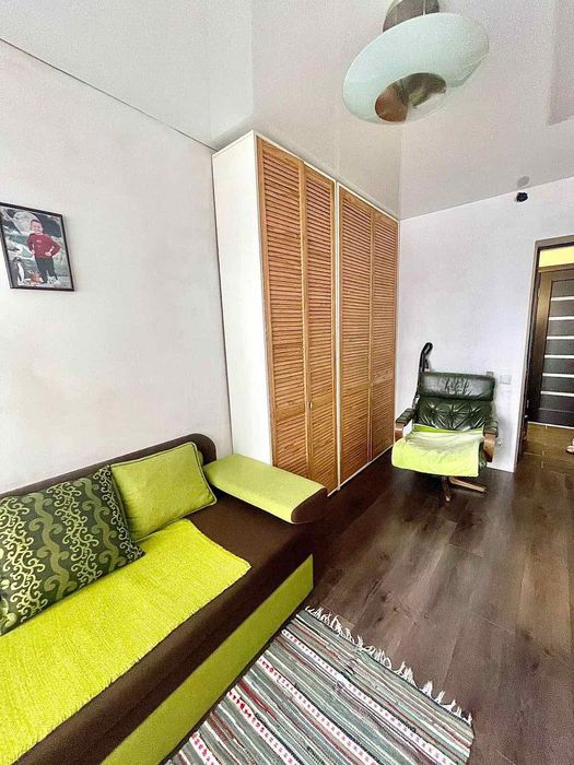 4-х кім. квартира в центрі міста.