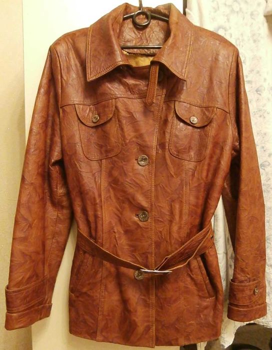 Куртка піджак шкіряна жіноча, р. 50-52 в ідеал стані