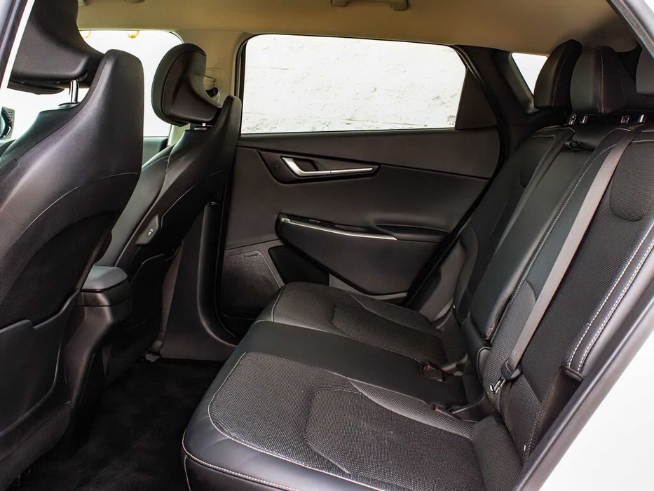 Kia EV6 Wind      2023