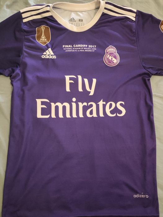 Vendo camisola Real Madrid .