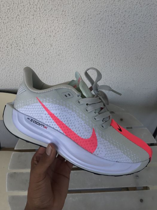 Nike Pegasus Plus Women