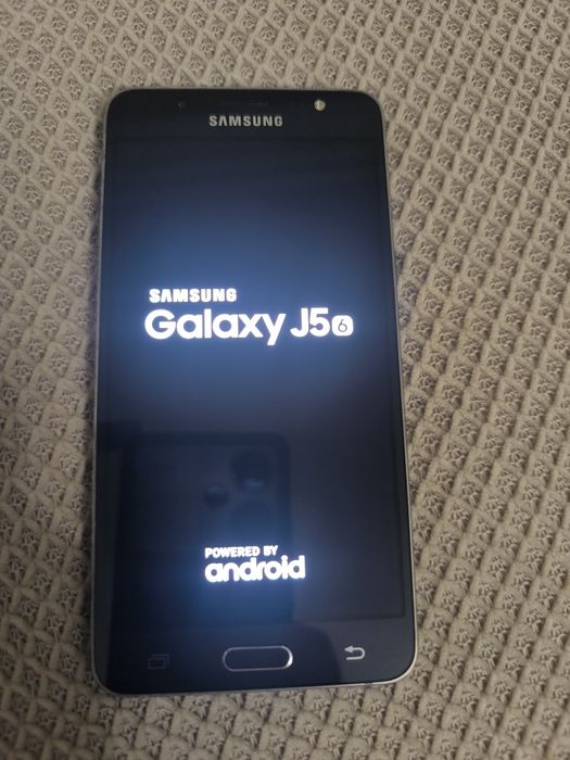 Telemóvel Samsung Galáxia J5