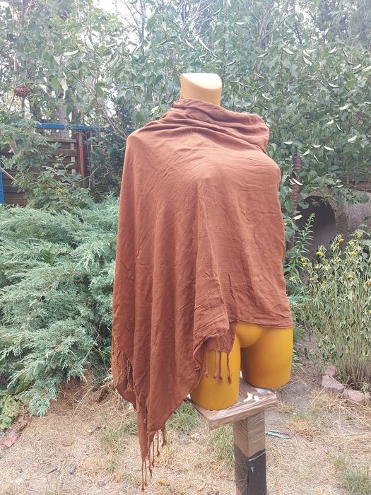 Szal duży damski brązowy