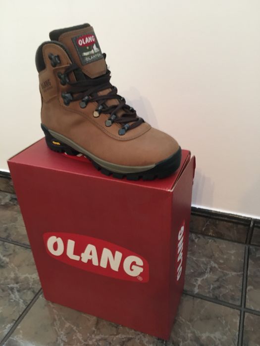 Nowe buty trekkingowe włoskiej firmy Olang  model Logan 85 Tex .